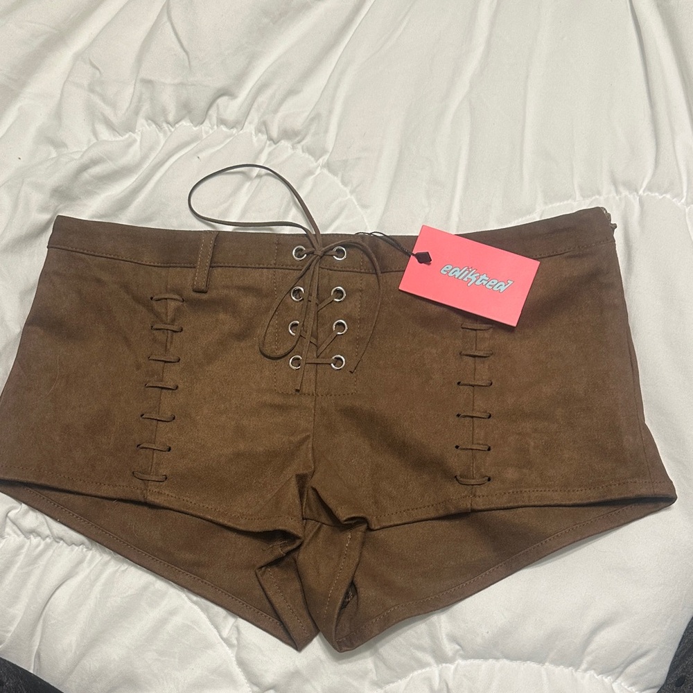 Edikted Brown Lace-Up Women Shorts